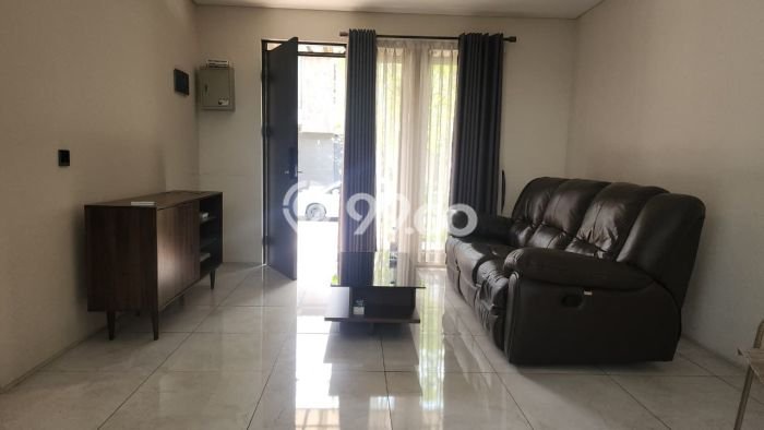 Rumah Elit LB 100m2 Siap Pakai Desain Elegan di Kota Baru Parahyangan, Bandung Rumah Elit LB 100m2 Siap Pakai Desain Elegan di Kota Baru Parahyangan, Bandung