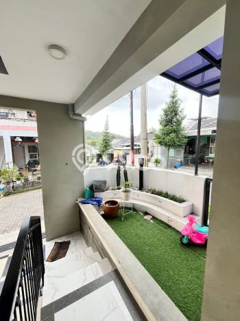 Dijual Cepat Rumah Bagus Siap Huni LB 150m2 di Cimahi Selatan, Cimahi Dijual Cepat Rumah Bagus Siap Huni LB 150m2 di Cimahi Selatan, Cimahi