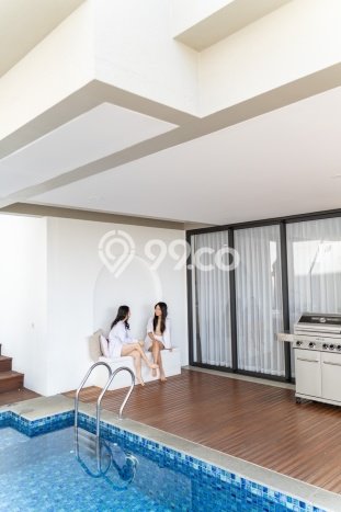 Ready to Use! Luxury House LT 395m2 Desain Elegan di Dago Pakar Ready to Use! Luxury House LT 395m2 Desain Elegan di Dago Pakar