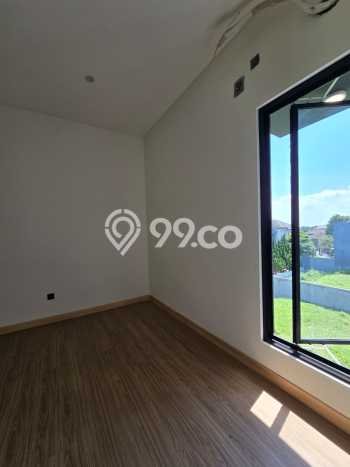 For Sale! Luxury House LT 84m2 Desain Elegan di Setra Duta For Sale! Luxury House LT 84m2 Desain Elegan di Setra Duta