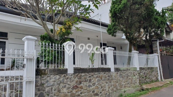 Rumah Modern 5 KT di Gunung Batu Bandung Unfurnished Rumah Modern 5 KT di Gunung Batu Bandung Unfurnished