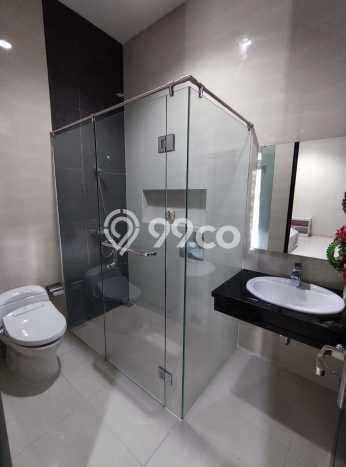 Rumah Kontrakan Surabaya LT 180m2 LB 180m2 Kawasan Pakuwon Indah Rumah Kontrakan Surabaya LT 180m2 LB 180m2 Kawasan Pakuwon Indah