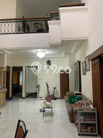 Hunian Elit LB 260m2 Siap Huni Desain Elegan di Jemursari, Surabaya Hunian Elit LB 260m2 Siap Huni Desain Elegan di Jemursari, Surabaya