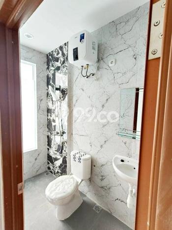 Rumah Sewa Surabaya LT 180m2 LB 225m2 Area Dukuh Kupang Rumah Sewa Surabaya LT 180m2 LB 225m2 Area Dukuh Kupang