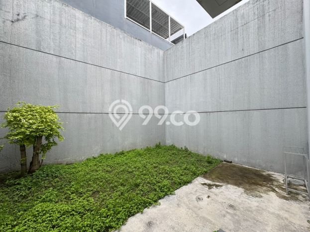Rumah Modern 2 KT di Citraland Surabaya Unfurnished Rumah Modern 2 KT di Citraland Surabaya Unfurnished