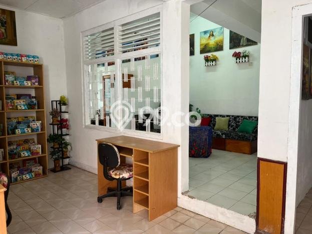 Rumah Mewah Siap Huni LT 881m2 di Tambaksari, Surabaya Rumah Mewah Siap Huni LT 881m2 di Tambaksari, Surabaya