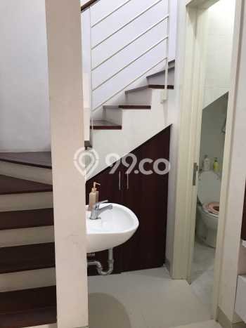 Rumah Strategis Modern Lb 80m2 di Wiyung, Surabaya Rumah Strategis Modern Lb 80m2 di Wiyung, Surabaya