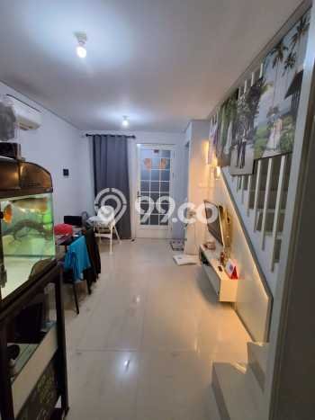 Jual Rumah Eksklusif 2 KT di Pakuwon, Surabaya Jual Rumah Eksklusif 2 KT di Pakuwon, Surabaya