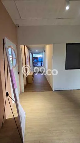 Disewakan Kantor di Kawasan Ramai Cawang Luas 1500m2 Disewakan Kantor di Kawasan Ramai Cawang Luas 1500m2