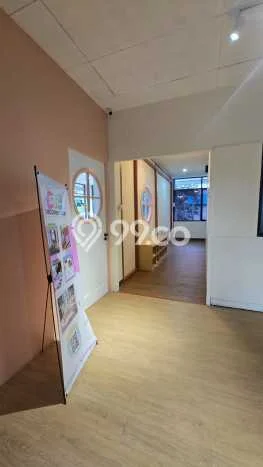 Disewakan Kantor di Kawasan Ramai Cawang Luas 1500m2 Disewakan Kantor di Kawasan Ramai Cawang Luas 1500m2