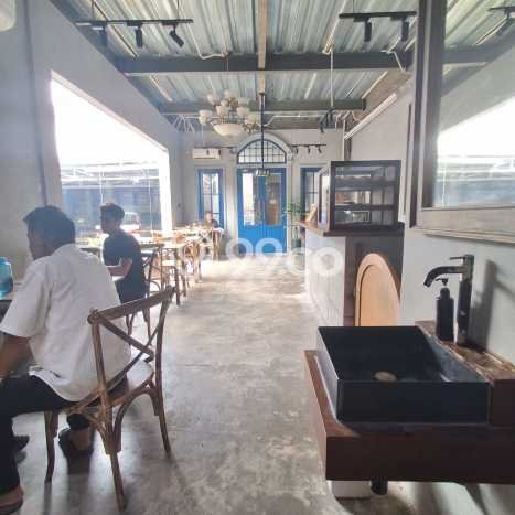 Komersial Kawasan , Luas 100m2m², Jalan Utama, Area Strategis Komersial Kawasan , Luas 100m2m², Jalan Utama, Area Strategis