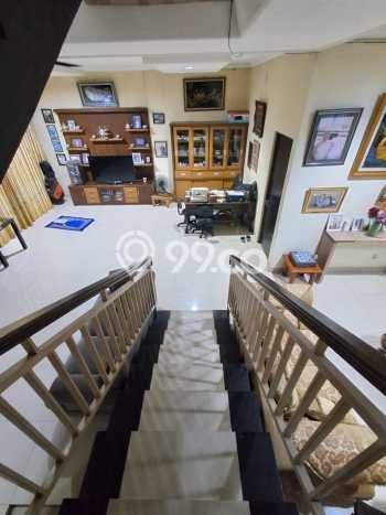 Rumah Elit LB 250m2 Siap Pakai Desain Elegan di Lubang Buaya, Jakarta Timur Rumah Elit LB 250m2 Siap Pakai Desain Elegan di Lubang Buaya, Jakarta Timur