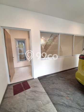 Jual Rumah Bagus Siap Huni LB 105m2 di Duren Sawit, Jakarta Timur Jual Rumah Bagus Siap Huni LB 105m2 di Duren Sawit, Jakarta Timur