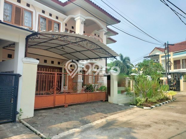 For Sale! Premium House LT 308m2 Desain Elegan di Pondok Gede For Sale! Premium House LT 308m2 Desain Elegan di Pondok Gede