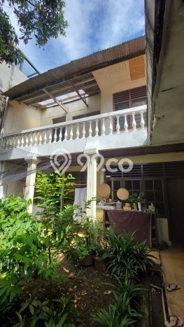 For Sale! Luxury House LT 500m2 Desain Elegan di Pejompongan For Sale! Luxury House LT 500m2 Desain Elegan di Pejompongan