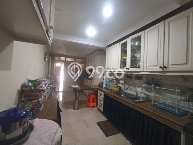 Rumah Elit Modern Siap Huni di Cinere Jakarta Selatan Rumah Elit Modern Siap Huni di Cinere Jakarta Selatan