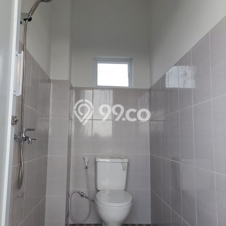 Unit Ruko Dijual di Jakarta Timur LT 209m2 & LB 600m2 Unit Ruko Dijual di Jakarta Timur LT 209m2 & LB 600m2