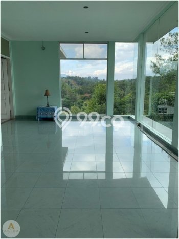 SPECIAL OFFER! Bisa KPR Rumah Modern di Coblong, Bandung, Luas 732m2m² Bangunan 800m2m² SPECIAL OFFER! Bisa KPR Rumah Modern di Coblong, Bandung, Luas 732m2m² Bangunan 800m2m²