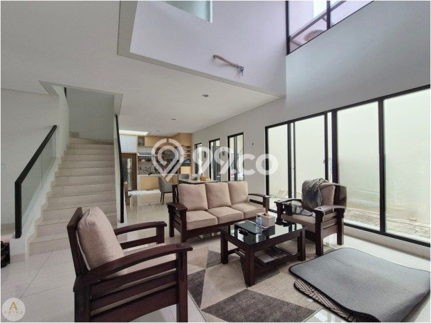 Rumah lokasi , Bandung, LT 228m2m² Bangunan 252m2m² Rumah lokasi , Bandung, LT 228m2m² Bangunan 252m2m²