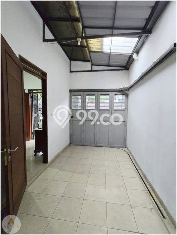 Rumah LT 180m2m² Konsep Modern di Batununggal, Dekat Fasilitas Umum, Bandung Rumah LT 180m2m² Konsep Modern di Batununggal, Dekat Fasilitas Umum, Bandung