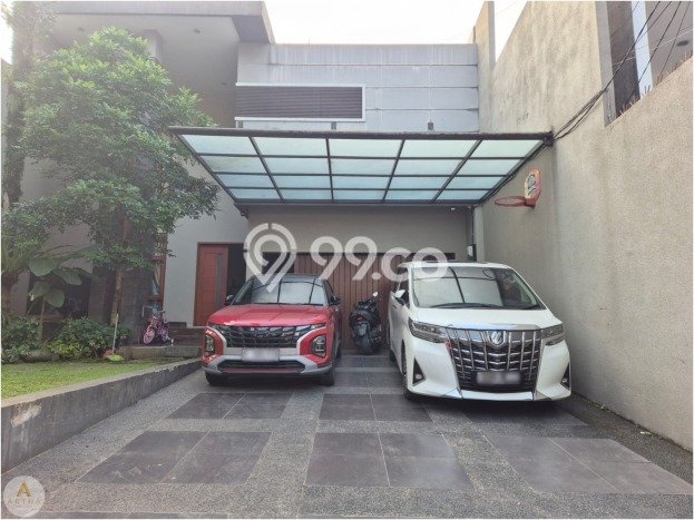 Rumah Nyaman dengan Luas Tanah 800m2m² dan Luas Bangunan 500m2m² di Kawasan , Bandung Rumah Nyaman dengan Luas Tanah 800m2m² dan Luas Bangunan 500m2m² di Kawasan , Bandung