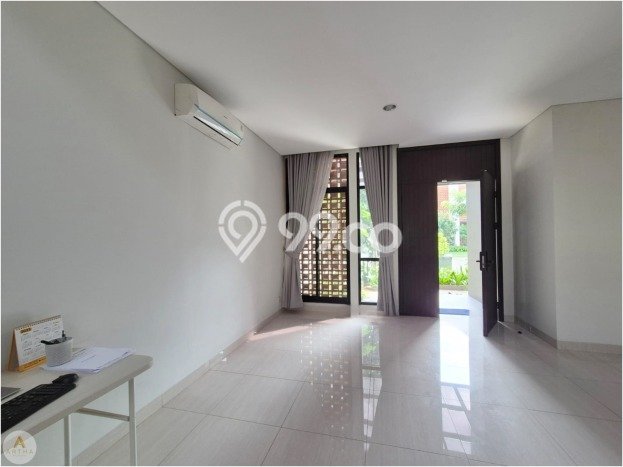 Rumah lokasi , Bandung, LT 228m2m² Bangunan 252m2m² Rumah lokasi , Bandung, LT 228m2m² Bangunan 252m2m²