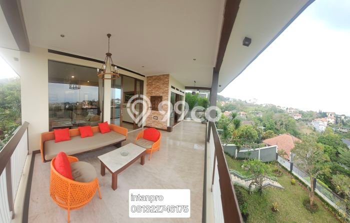 SPECIAL PRICE! Rumah Strategis lokasi , LT 494m2m² Bangunan 550m2m² SPECIAL PRICE! Rumah Strategis lokasi , LT 494m2m² Bangunan 550m2m²