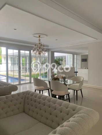 Rumah Elit Modern Tanpa Renovasi di Kota Baru Parahyangan Bandung Rumah Elit Modern Tanpa Renovasi di Kota Baru Parahyangan Bandung
