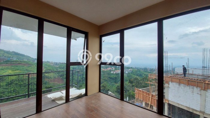 For Sale! Premium House LT 512m2 Desain Elegan di Dago For Sale! Premium House LT 512m2 Desain Elegan di Dago