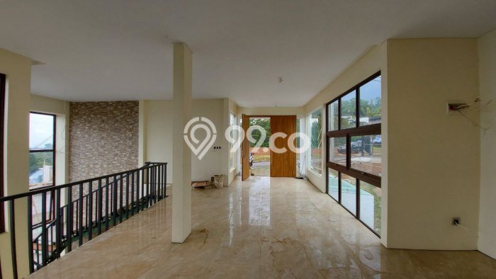 For Sale! Premium House LT 512m2 Desain Elegan di Dago For Sale! Premium House LT 512m2 Desain Elegan di Dago