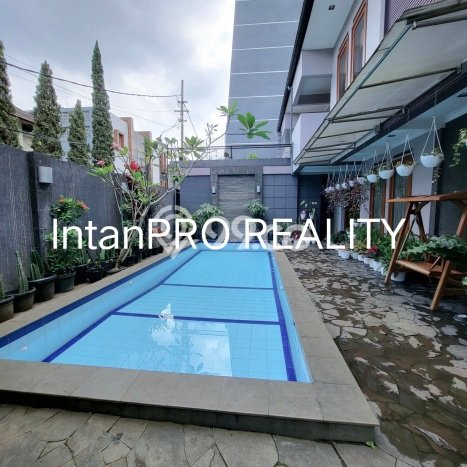 Dijual Rumah Luas Elegan Dengan View Eksklusif di Sayap Dago, Bandung Dijual Rumah Luas Elegan Dengan View Eksklusif di Sayap Dago, Bandung