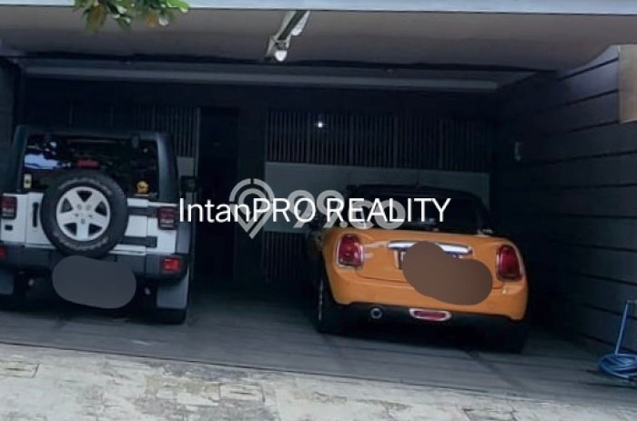 Dijual Rumah Luas Elegan Dengan View Eksklusif di Sayap Dago, Bandung Dijual Rumah Luas Elegan Dengan View Eksklusif di Sayap Dago, Bandung