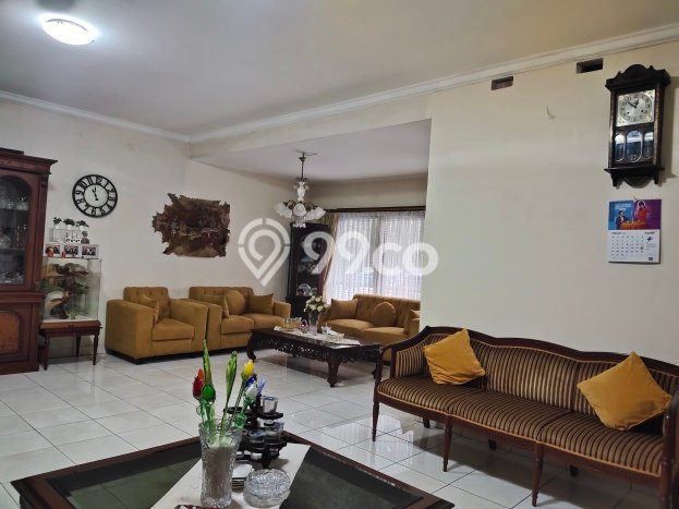 SIAP HUNI! Rumah Asri area , LT 881m2m² Bangunan 600m2m² SIAP HUNI! Rumah Asri area , LT 881m2m² Bangunan 600m2m²