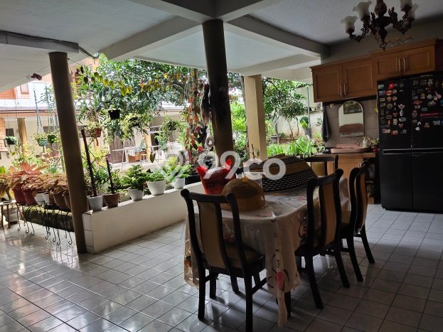 SIAP HUNI! Rumah Asri area , LT 881m2m² Bangunan 600m2m² SIAP HUNI! Rumah Asri area , LT 881m2m² Bangunan 600m2m²
