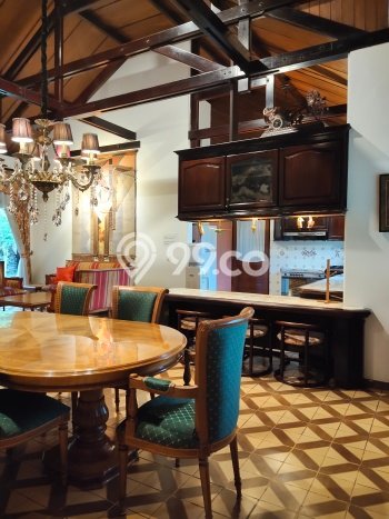 Dijual Rumah Mewah Megah Dengan View Cantik di Dago Pakar, Bandung Dijual Rumah Mewah Megah Dengan View Cantik di Dago Pakar, Bandung