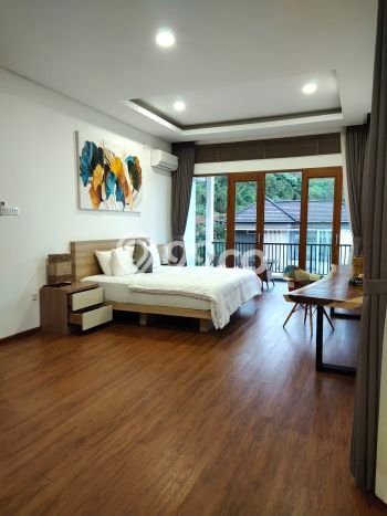 Ready to Use! Premium House LT 458m2 Desain Elegan di Dago Ready to Use! Premium House LT 458m2 Desain Elegan di Dago
