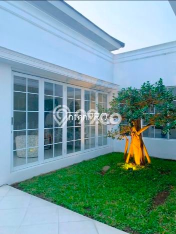 Rumah Elit Modern Tanpa Renovasi di Kota Baru Parahyangan Bandung Rumah Elit Modern Tanpa Renovasi di Kota Baru Parahyangan Bandung
