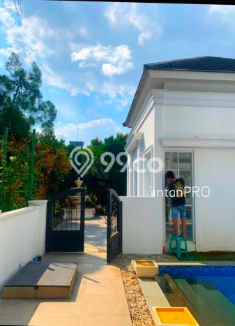 Rumah Elit Modern Tanpa Renovasi di Kota Baru Parahyangan Bandung Rumah Elit Modern Tanpa Renovasi di Kota Baru Parahyangan Bandung