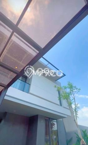 Rumah Elit Modern Siap Huni di Kota Baru Parahyangan Bandung Rumah Elit Modern Siap Huni di Kota Baru Parahyangan Bandung