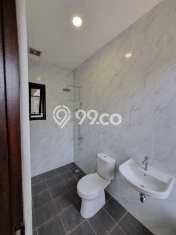 Dijual Rumah 4 Kamar Lokasi Ideal Bagus dan Strategis di Antapani Dijual Rumah 4 Kamar Lokasi Ideal Bagus dan Strategis di Antapani