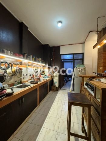 Dijual Rumah Kost di Pasteur, Bandung, 20 KT, 20 KM, Bangunan 420m2 Dijual Rumah Kost di Pasteur, Bandung, 20 KT, 20 KM, Bangunan 420m2