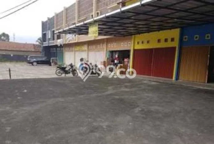 Ruko Dijual di Rancaekek Bandung dengan Luas Bangunan 120m2 Ruko Dijual di Rancaekek Bandung dengan Luas Bangunan 120m2
