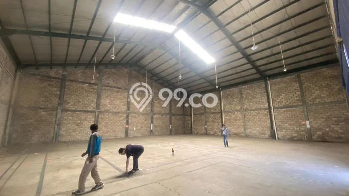 AREA PROSPEKTIF! Gudang di Margaasih, Luas 440m2m², Lokasi Strategis AREA PROSPEKTIF! Gudang di Margaasih, Luas 440m2m², Lokasi Strategis