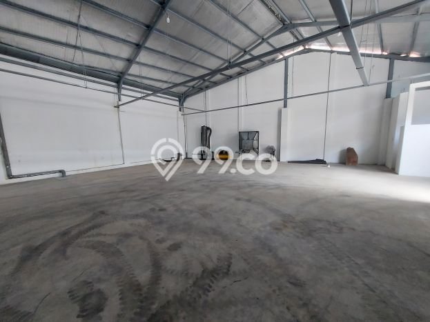 Gudang Dijual di Prime Area Bandung Luas 900m2 Gudang Dijual di Prime Area Bandung Luas 900m2