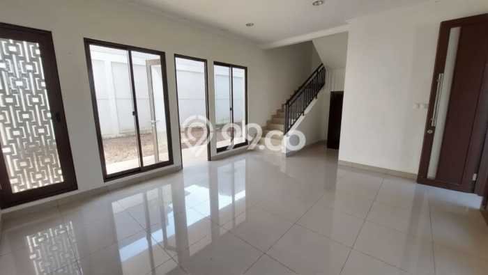 Rumah Mewah LB 167m2 Siap Pakai Desain Elegan di Summarecon Bandung, Bandung Rumah Mewah LB 167m2 Siap Pakai Desain Elegan di Summarecon Bandung, Bandung