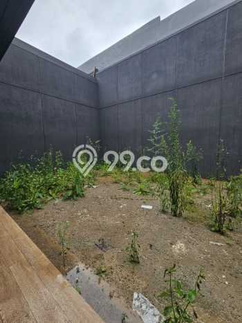 Kesempatan Investasi Rumah Terawat di Kawasan , Bandung Kesempatan Investasi Rumah Terawat di Kawasan , Bandung