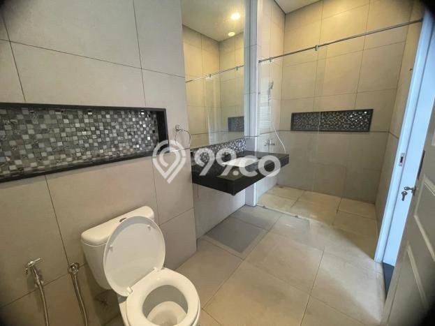 Rumah Bagus Disewakan di Kota Baru Parahyangan, Bandung LT 550m2, LB 600m2 Rumah Bagus Disewakan di Kota Baru Parahyangan, Bandung LT 550m2, LB 600m2