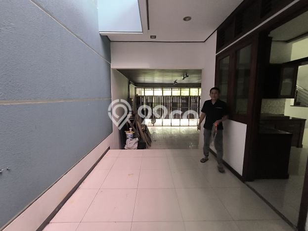 Disewakan segera hunian minimalis lokasi strategis 5 Kamar di Batununggal, Bandung Disewakan segera hunian minimalis lokasi strategis 5 Kamar di Batununggal, Bandung
