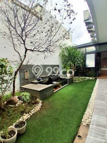 Rumah Mewah LB 471m2 Siap Huni Desain Elegan di Summarecon Bandung, Bandung Rumah Mewah LB 471m2 Siap Huni Desain Elegan di Summarecon Bandung, Bandung