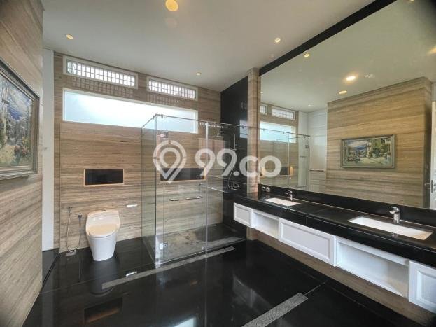 Rumah Bagus Disewakan di Kota Baru Parahyangan, Bandung LT 550m2, LB 600m2 Rumah Bagus Disewakan di Kota Baru Parahyangan, Bandung LT 550m2, LB 600m2